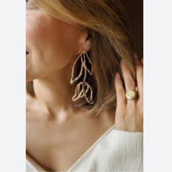 Anthropologie Jewelry - Gold Flower Tulip Earrings